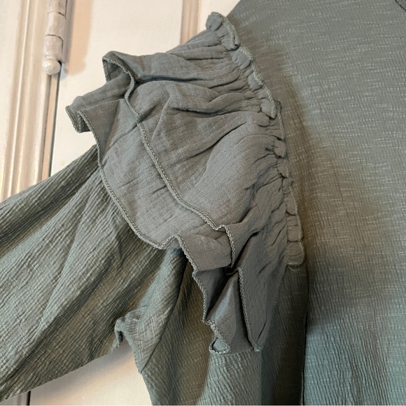 Easel Ruffle Sleeve Boho Top - Picture 3 of 9